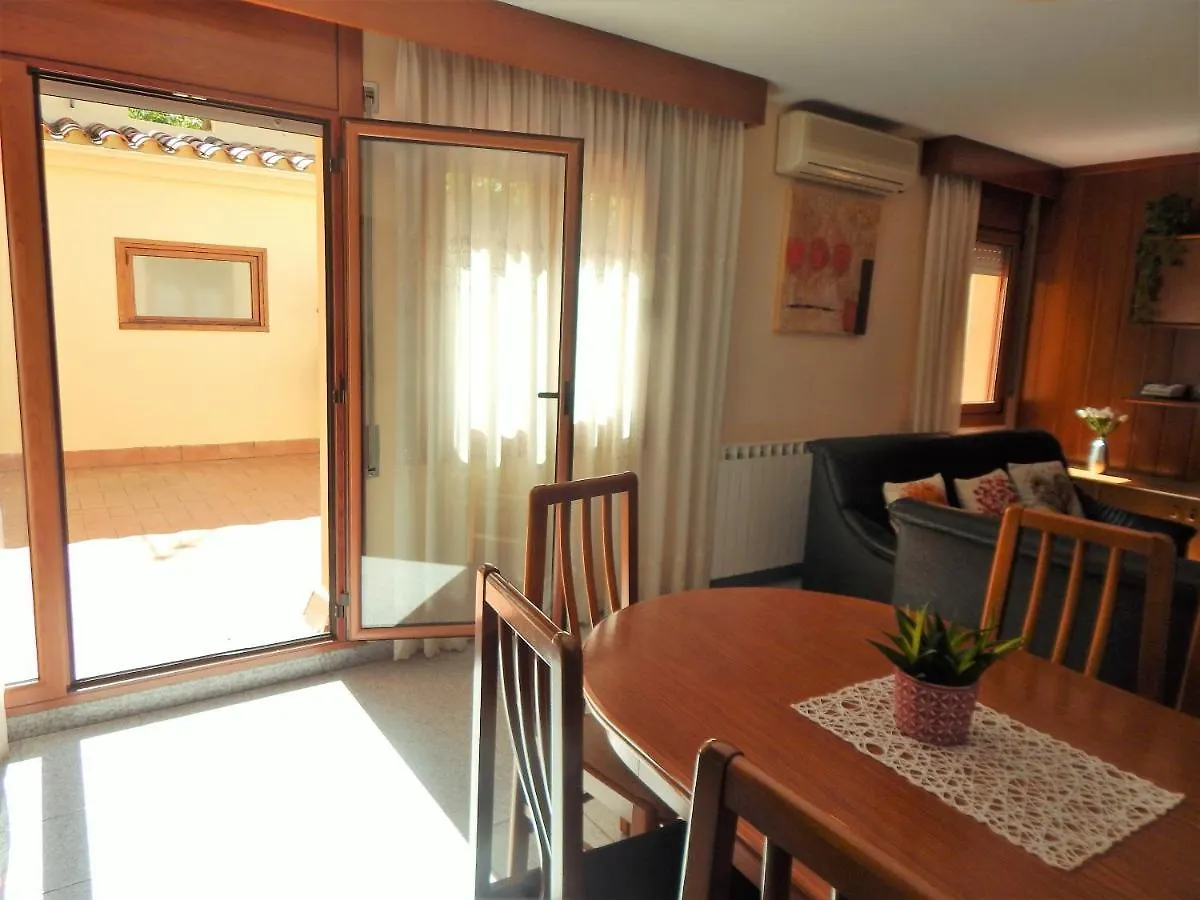 펜션 Amer Cal Carinyo, Allotjament Familiar 빌라